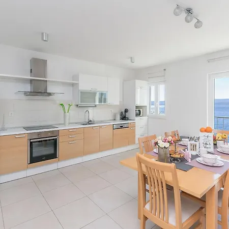 Empress ميميتسا