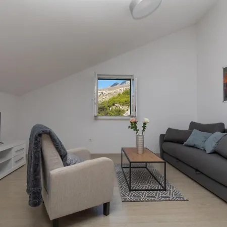 Empress ميميتسا