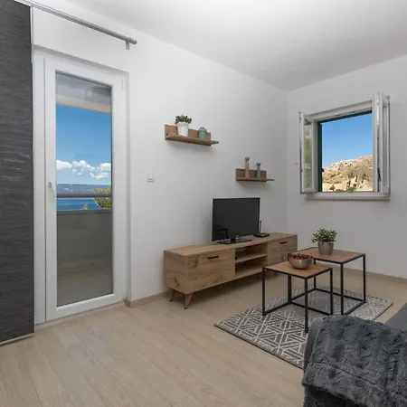 Empress Appartement Mimice