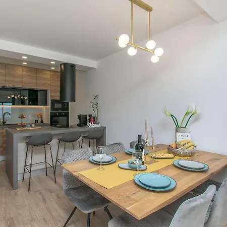 Apartament Empress Mimice