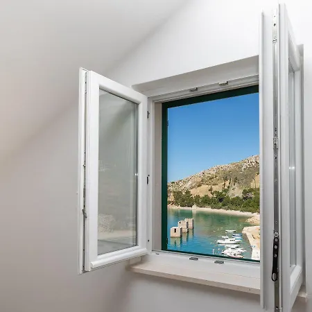 Apartament Empress Mimice